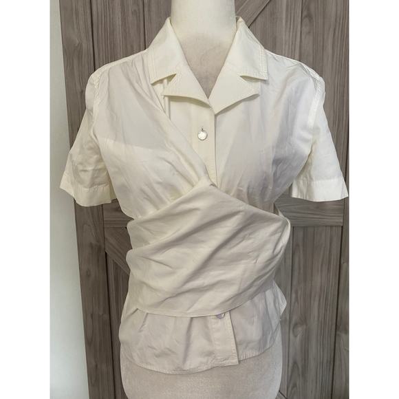 Chanel size 36 button front short sleeve top - Picture 1 of 8